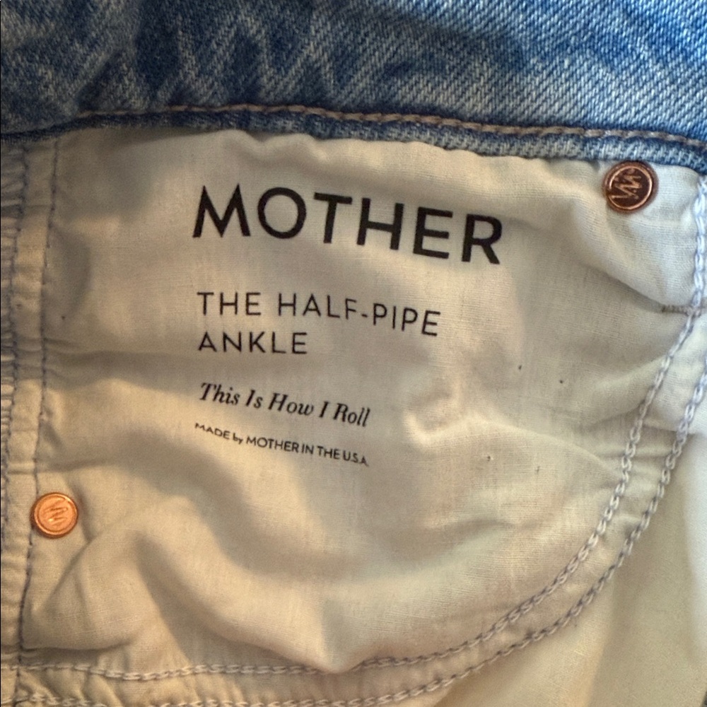 MOTHER The Half-Pipe Ankle Jeans in Light Blue